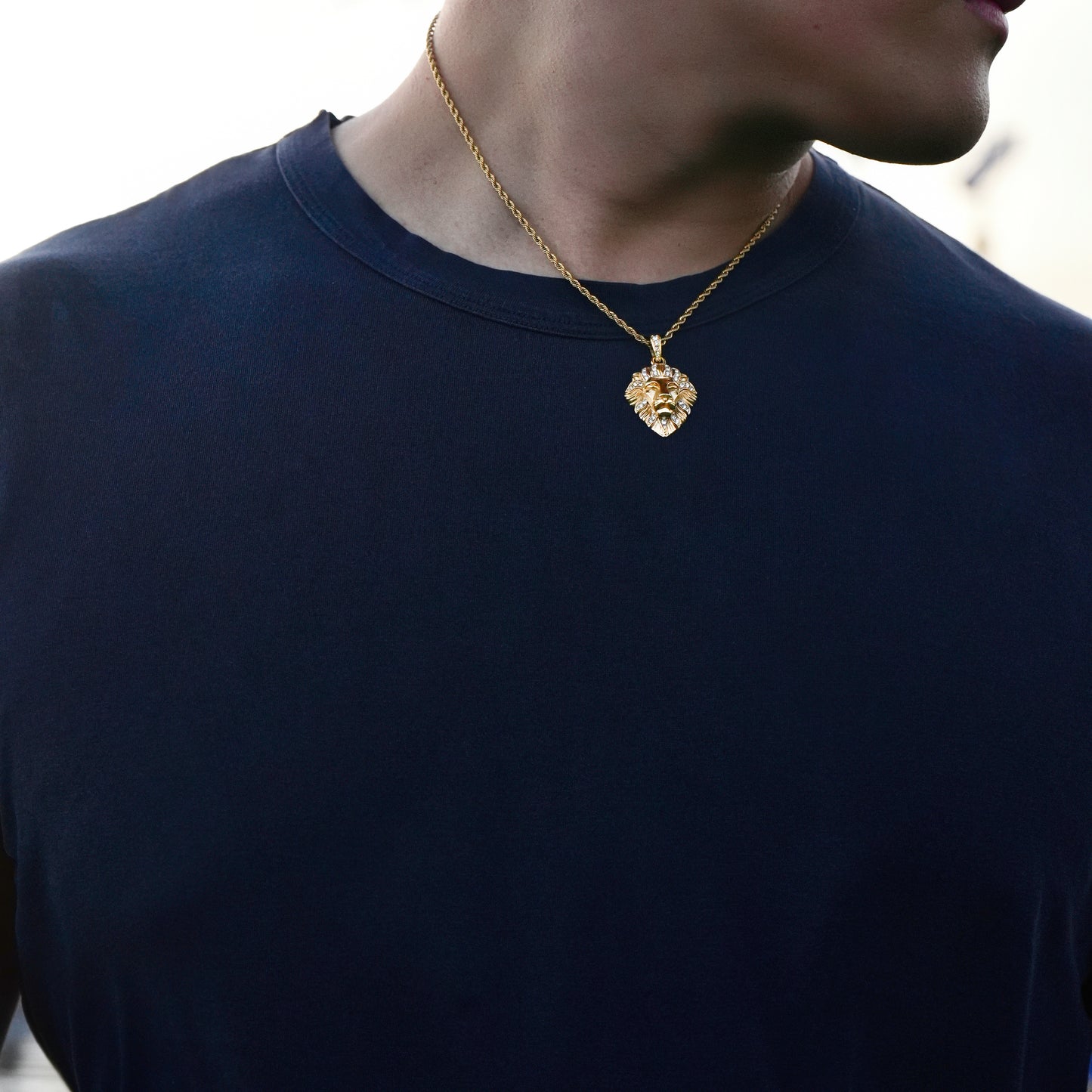 CRYSTAL LEONE NECKLACE GOLD