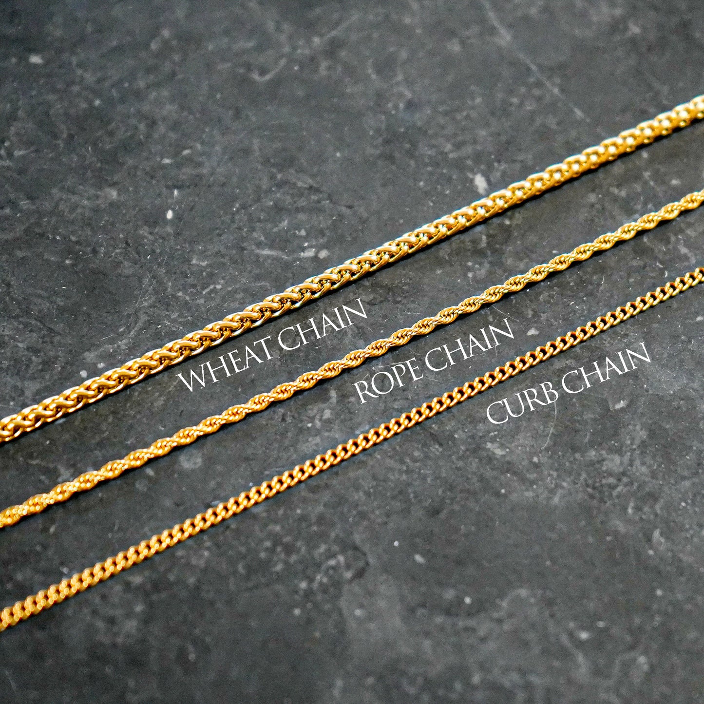 STAY STRONG RECTANGLE NECKLACE GOLD