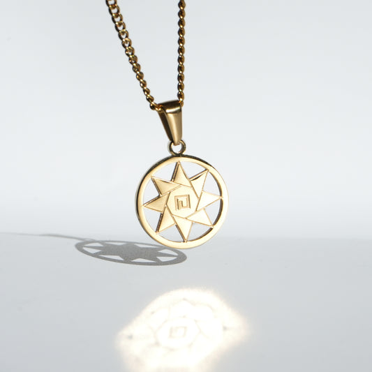 Star of DIAMOIS Octagonal Pendant Necklace GOLD